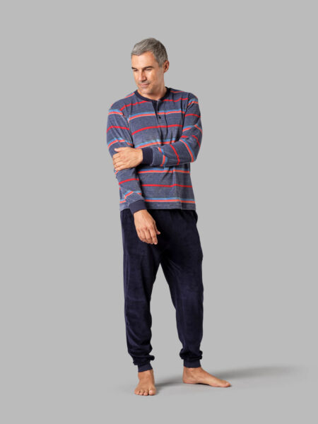 Pijama largo de terciopelo a rayas azul y morado para hombre