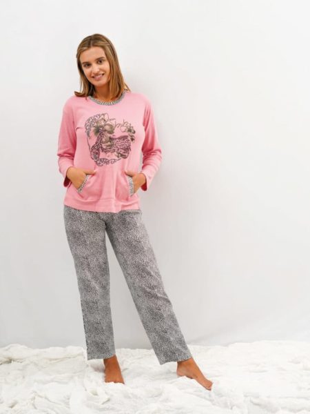 Pijama de mujer estampado animal print